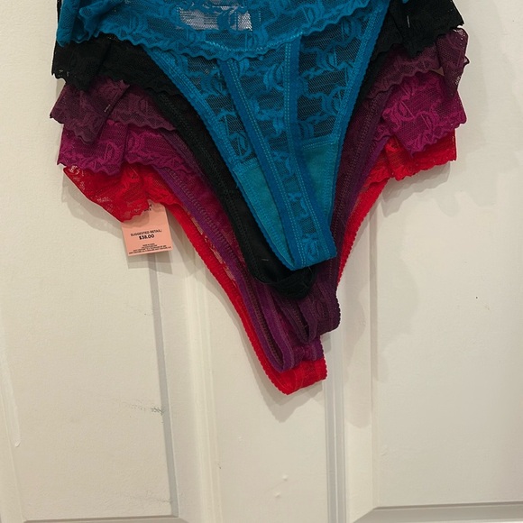 Juicy Couture Vibrant Lace Thong Collection - Picture 4 of 5